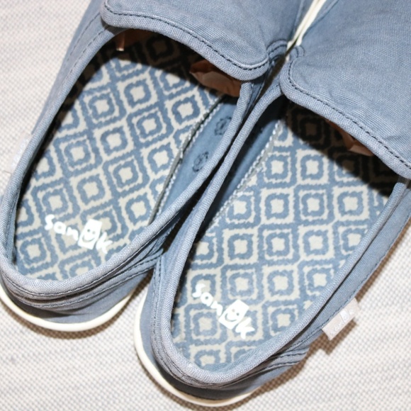 Women's Sanuk Slip On - Picture 4 of 8